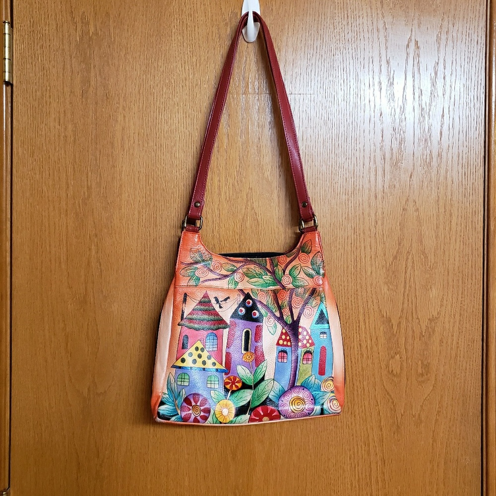 Anushka purse and wallet